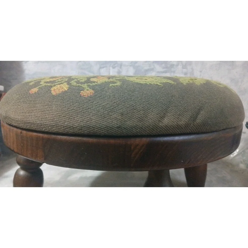 Vtg Ethan Allen Wood Footstool Turned Leg Original Needlework‎ Upholstery READ